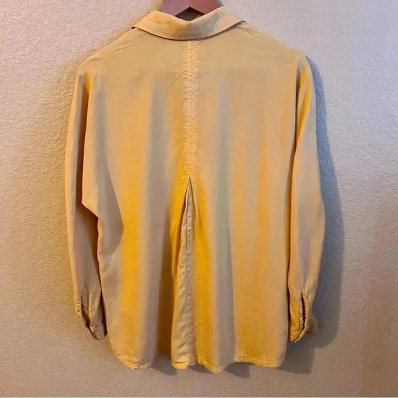 Cloth & Stone Long Sleeve Button Down Shirt - Picture 3 of 9